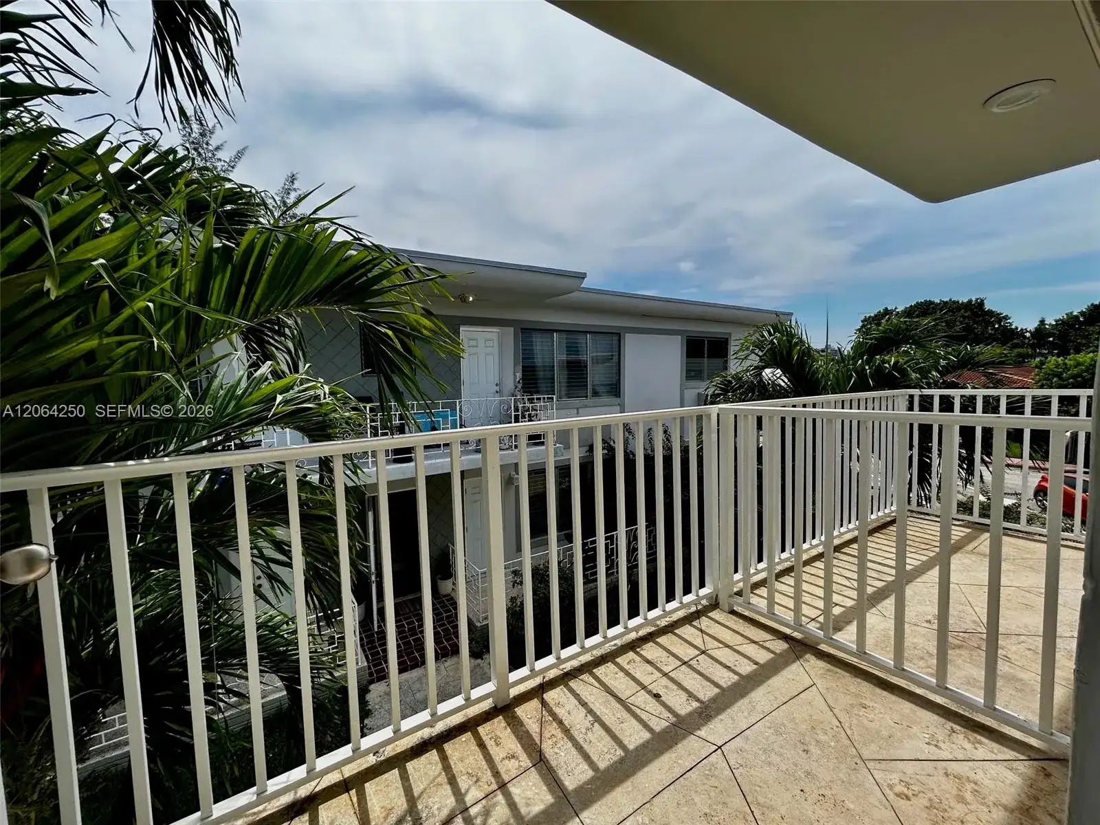 875 80th St # 2, Miami Beach FL 33141 photo 3