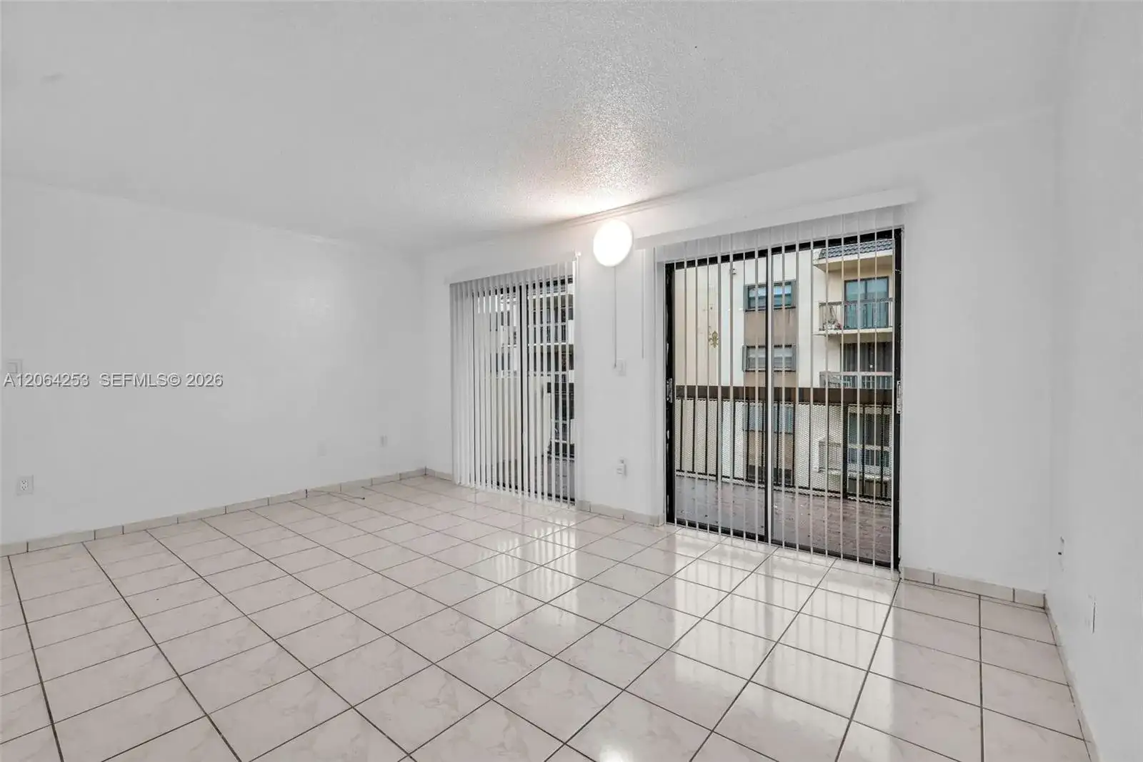 5249 NW 7th St # 416, Miami FL 33126 photo 4