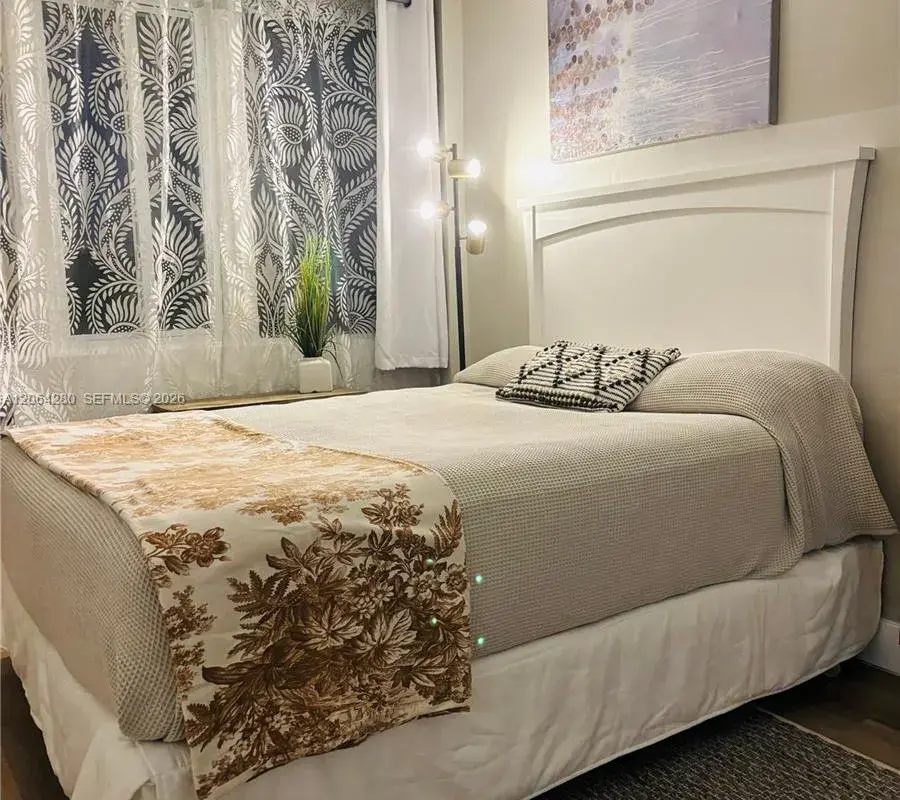 6484 Indian Creek # 238, Miami Beach FL 33141