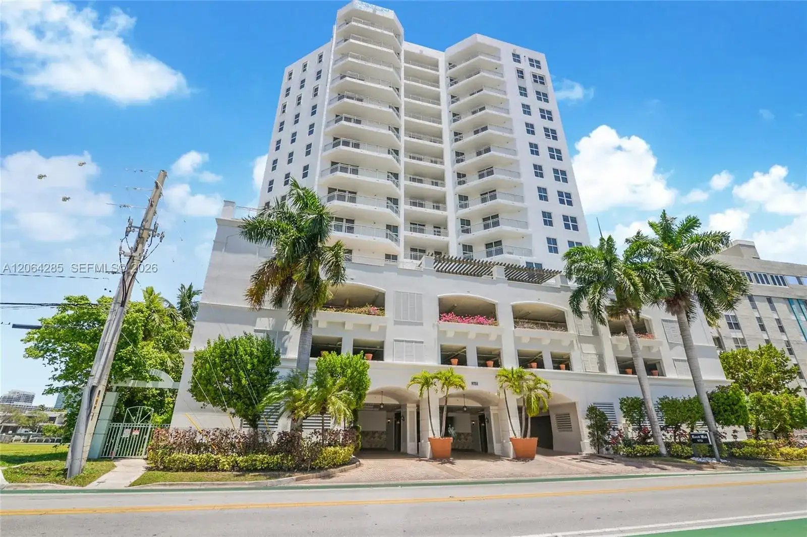 9751 E Bay Harbor Dr # 8D, Bay Harbor Islands FL 33154 photo 2