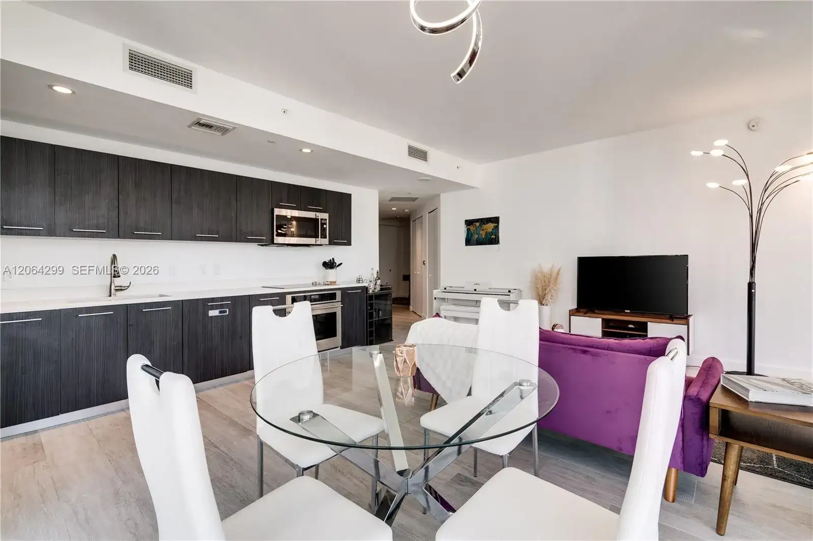 45 SW 9th St # 2306, Miami FL 33130 photo 5