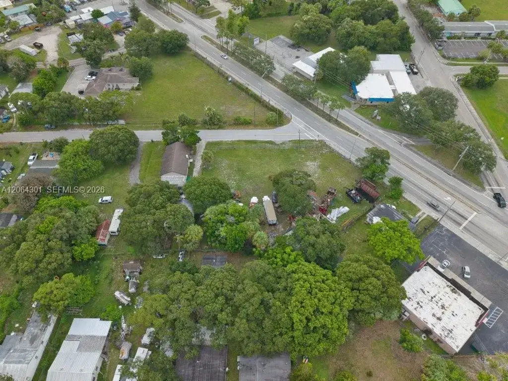 2108 Okeechobee Rd, Fort Pierce FL 34950 photo 5