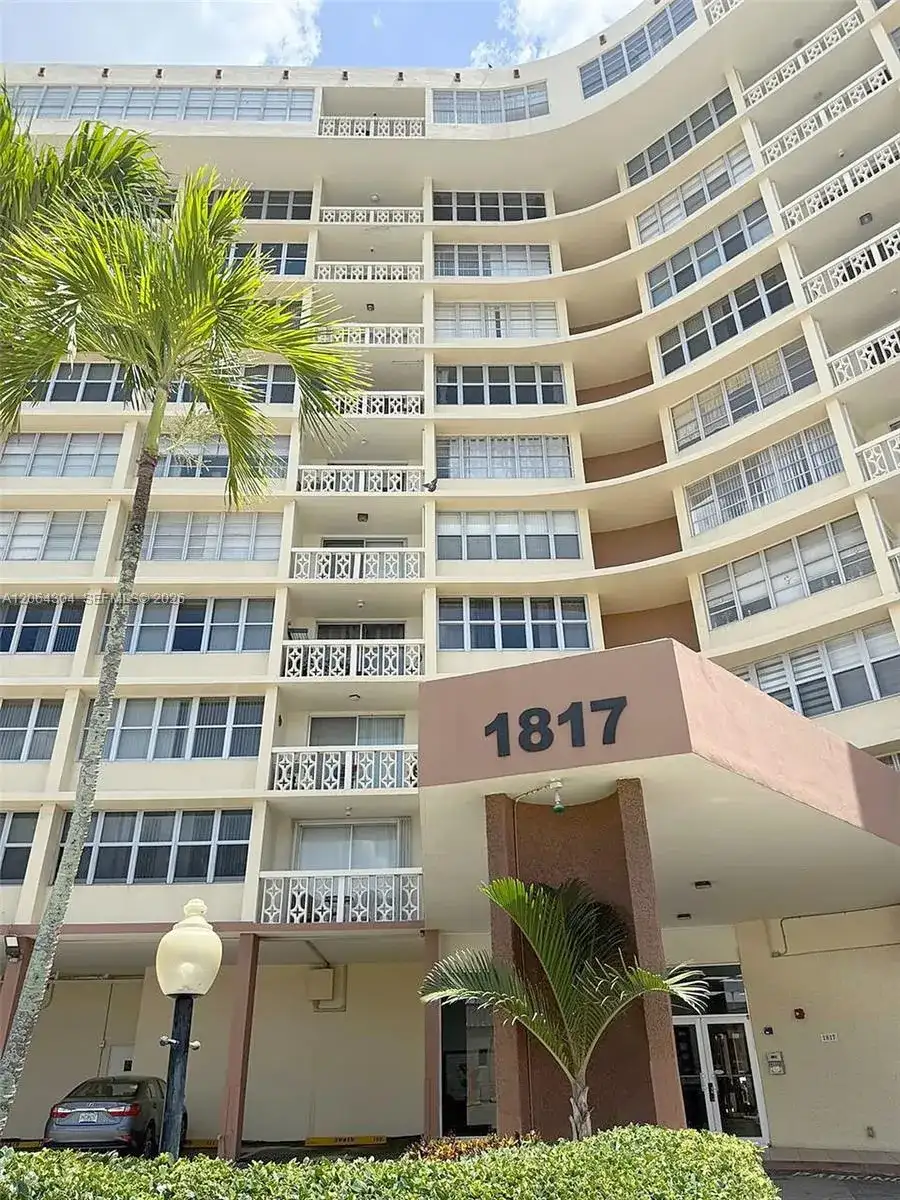 1817 S Ocean Dr # 824, Hallandale Beach FL 33009 photo 4