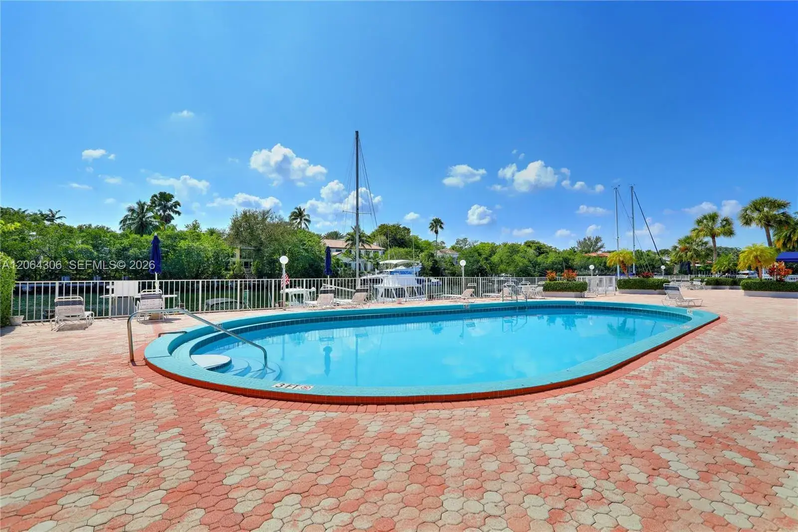 100 EDGEWATER DR # 305, Coral Gables FL 33133