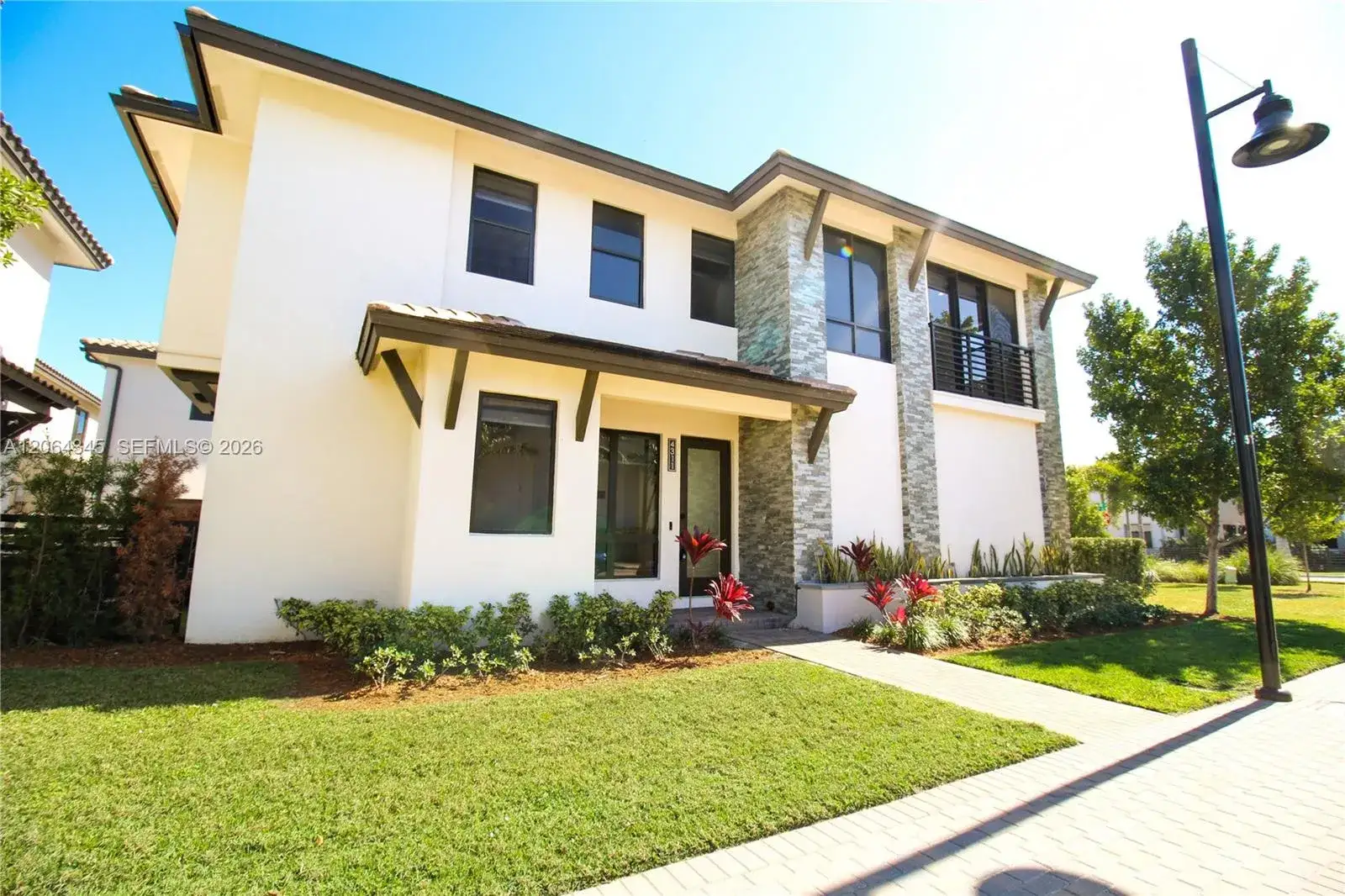 4311 NW 82nd Ave, Doral FL 33166