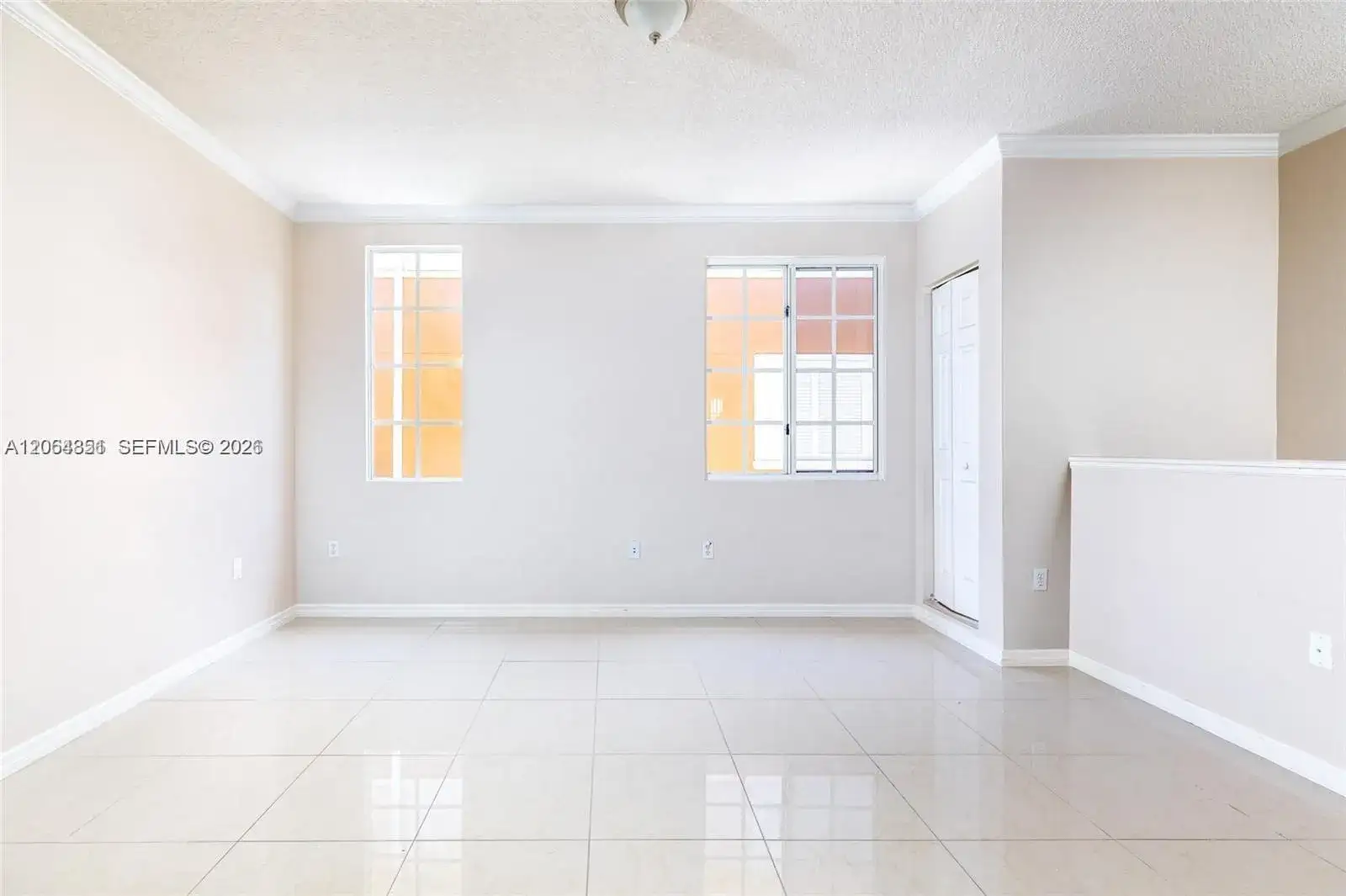 2845 NE 185th St # 906, Aventura FL 33180 photo 2