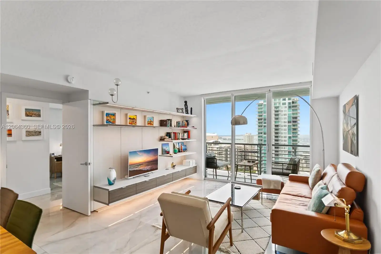 325 S Biscayne Blvd # 3421, Miami FL 33131 photo 4