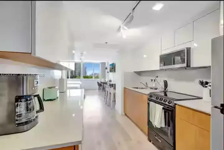 19201 Collins Ave # 540, Sunny Isles Beach FL 33160 photo 4