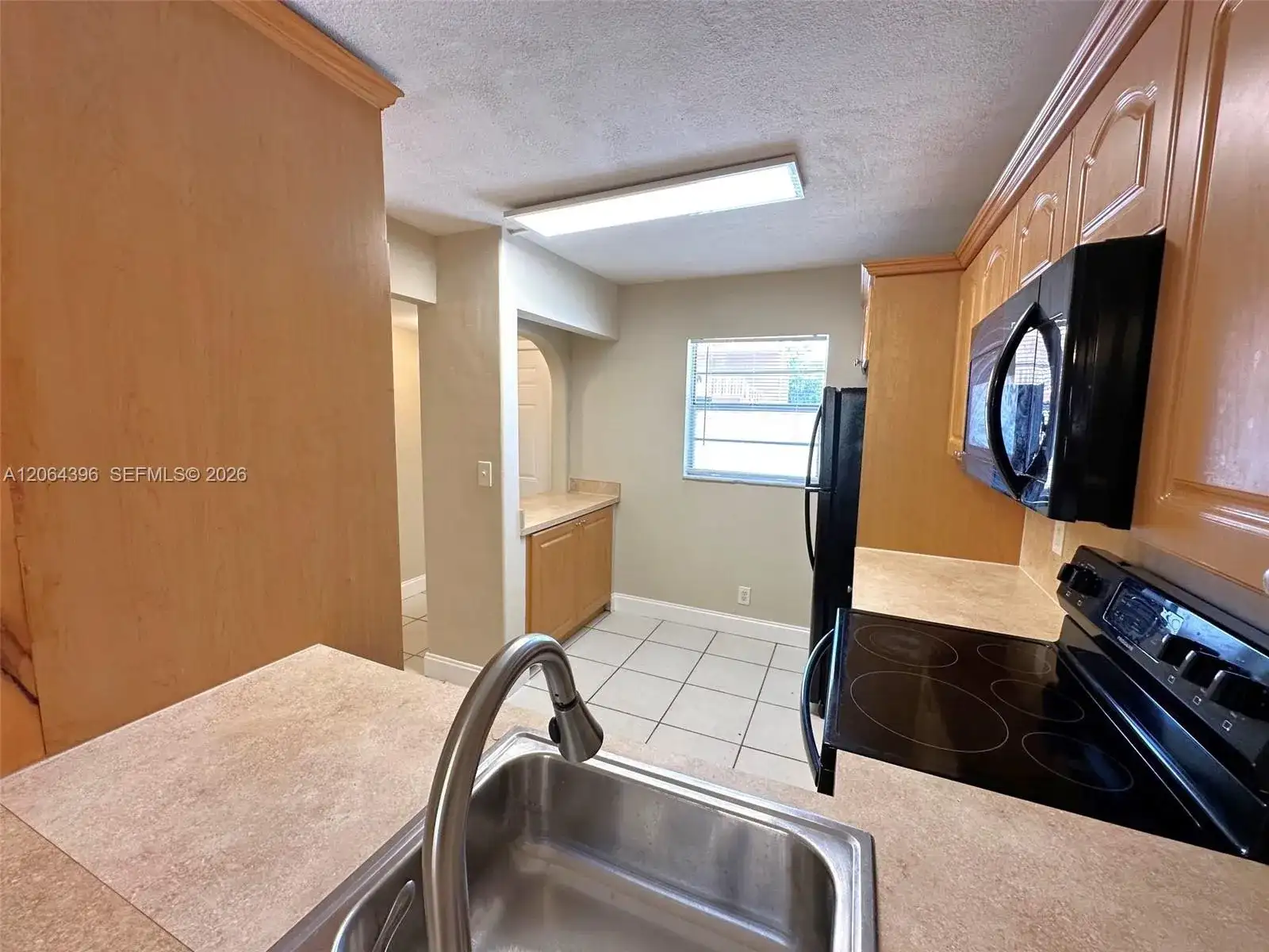7830 NW 33rd St # 502, Davie FL 33024 photo 4