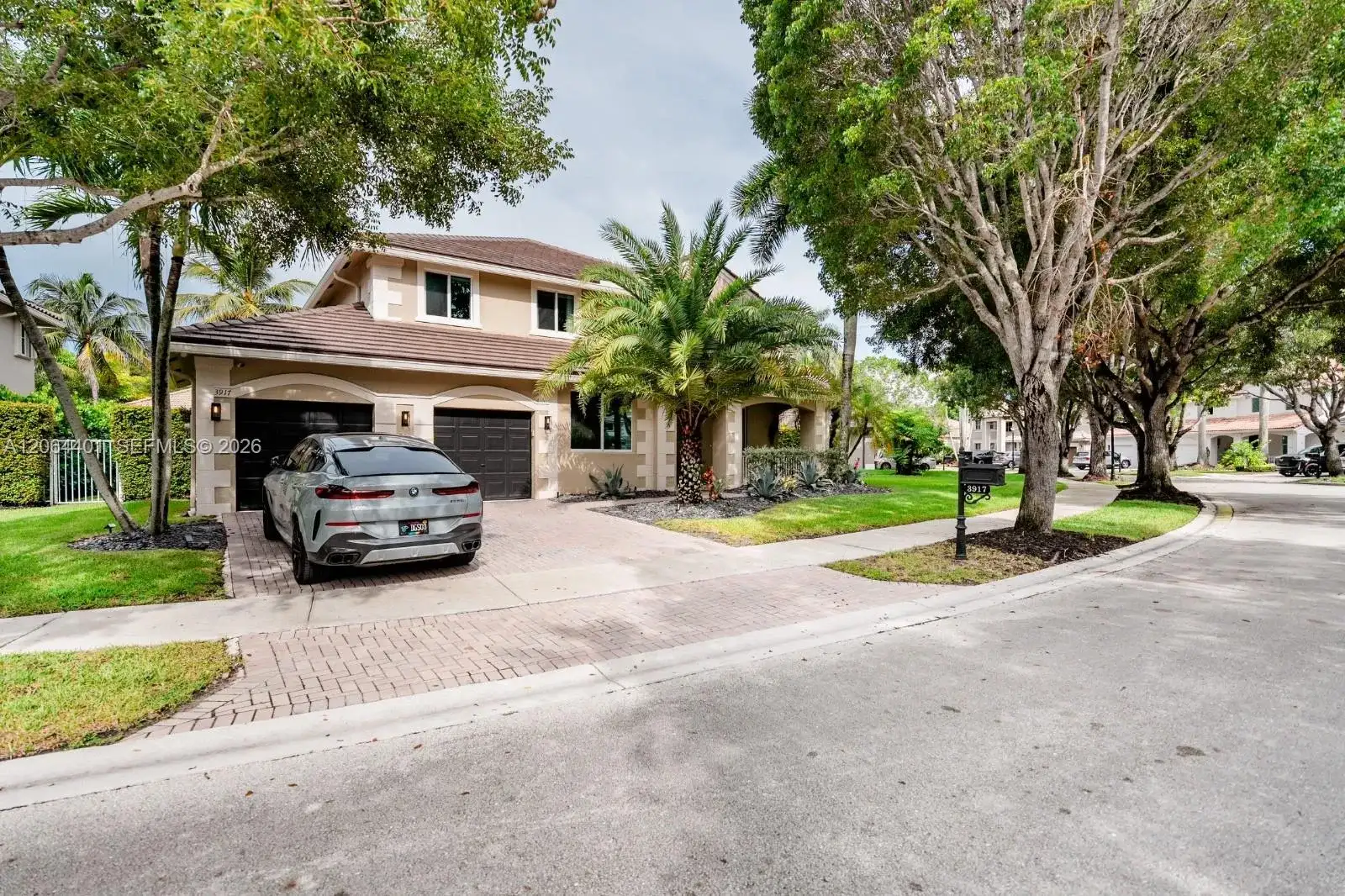 3917 Heron Ridge Ln, Weston FL 33331 photo 4