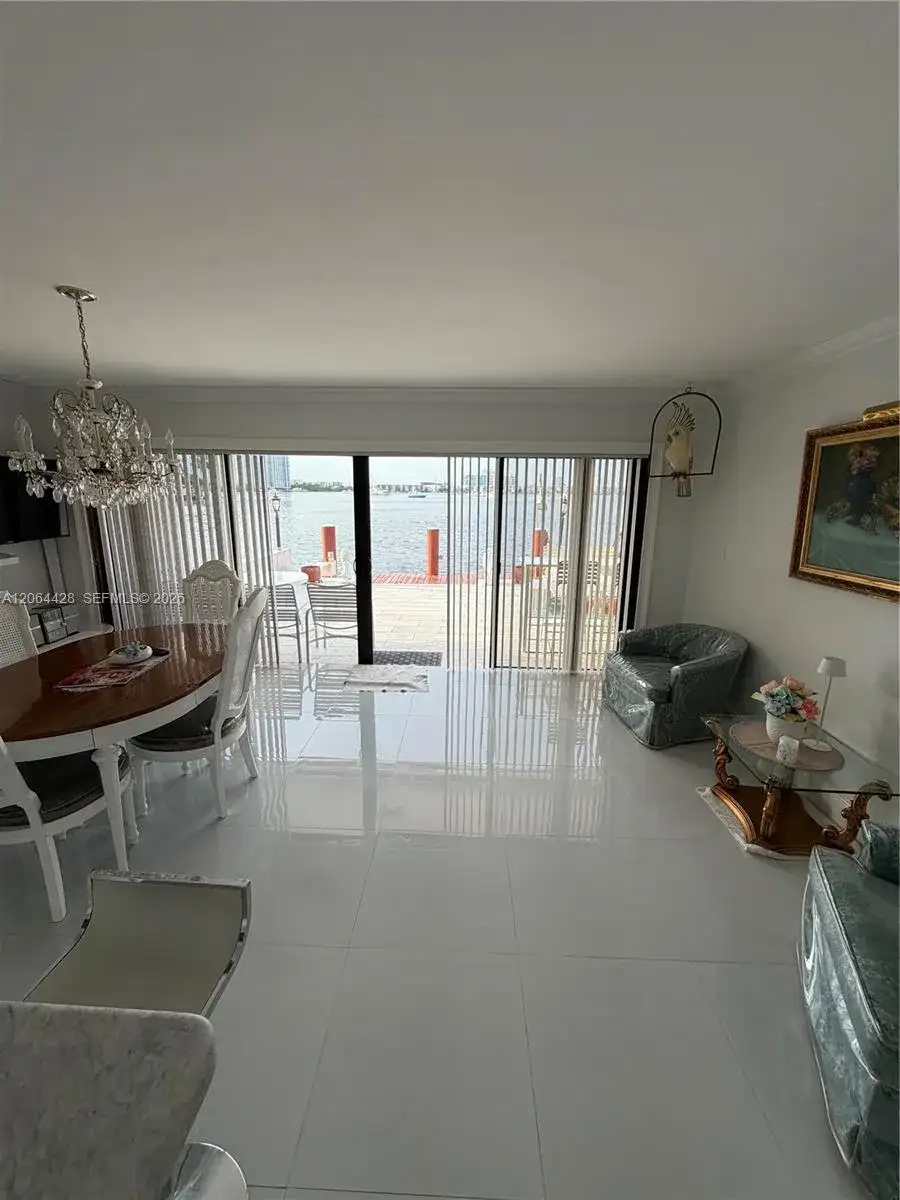 2761 NE 165th Ter # 27, North Miami Beach FL 33160 photo 5