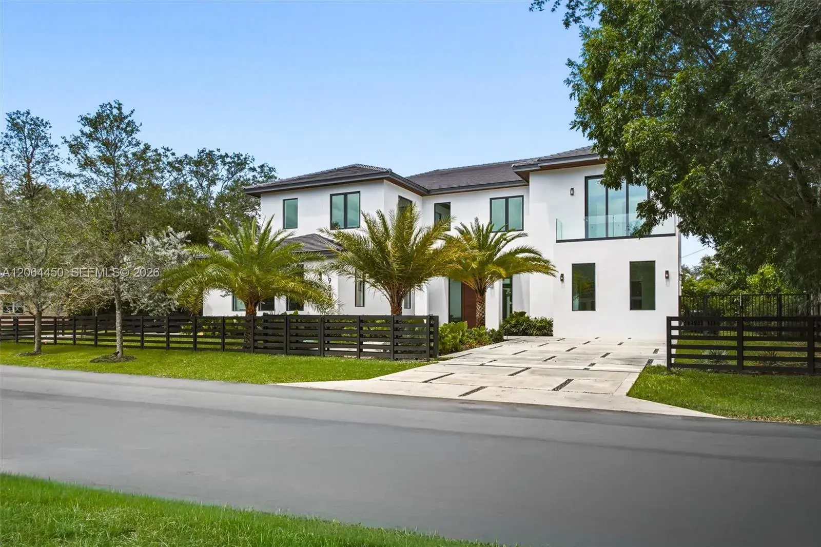 9840 SW 73rd Ct, Pinecrest FL 33156