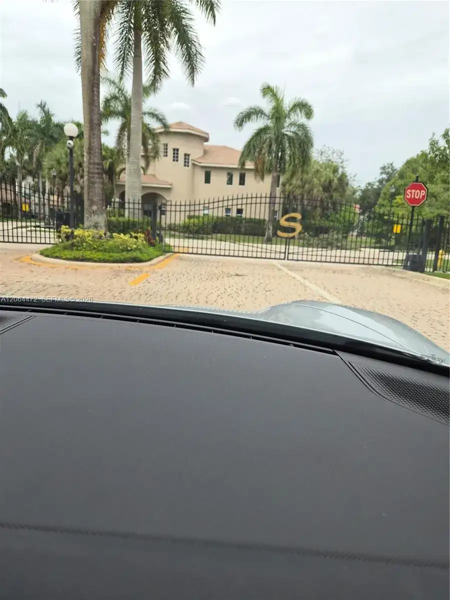 11770 NW 2nd St, Plantation FL 33325 photo 3