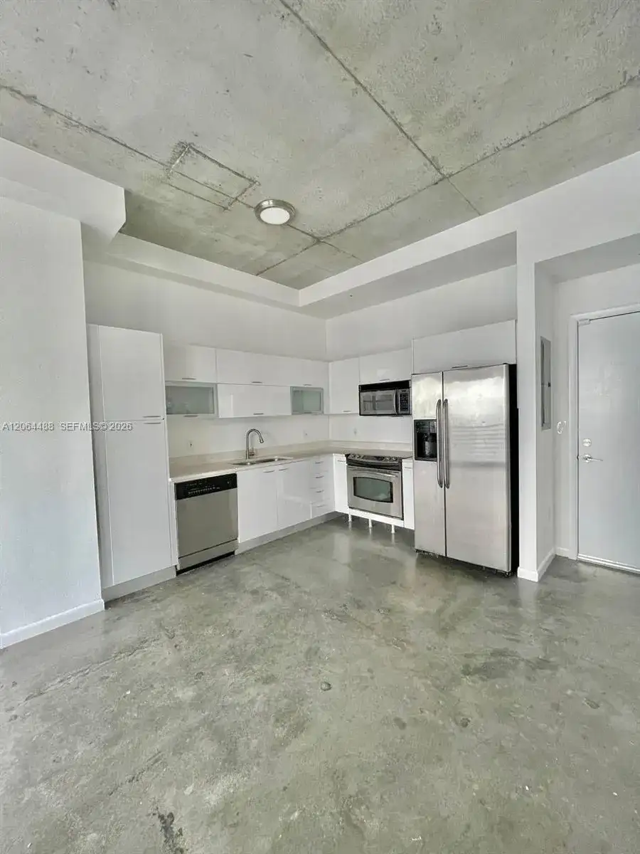 133 NE 2nd Ave # 2309, Miami FL 33132 photo 3