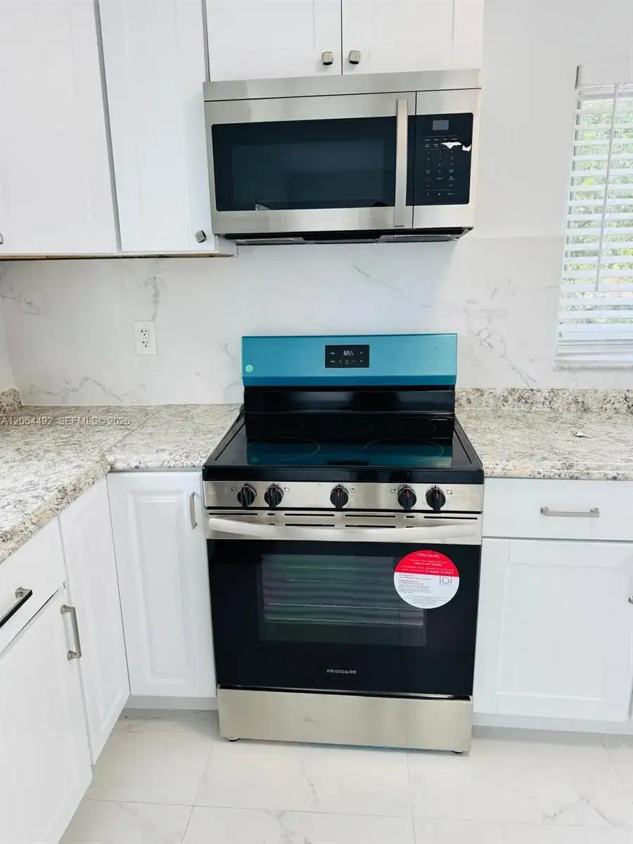 8400 NW 15th Ave, Miami FL 33147 photo 4