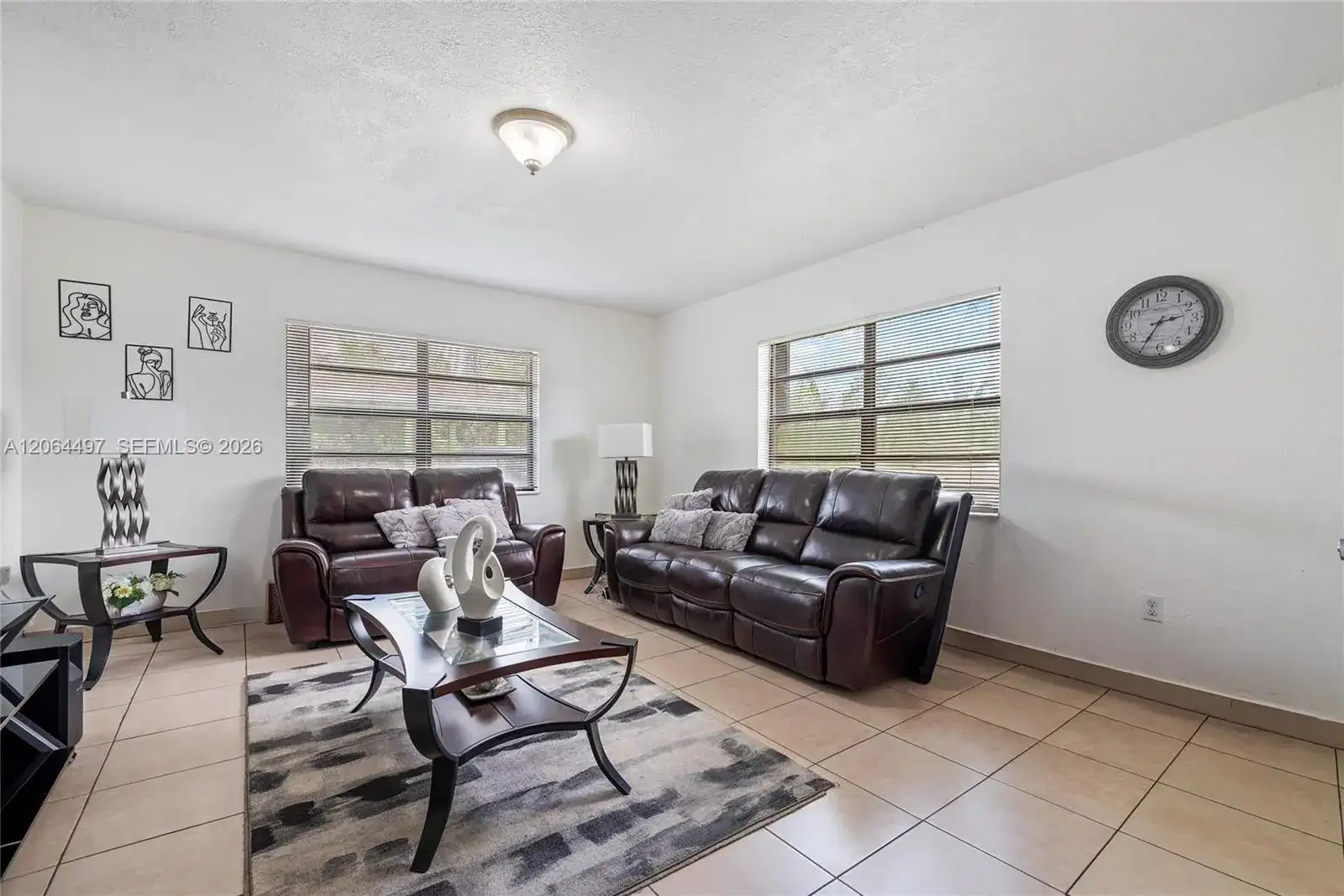 327 NW 3rd St, Florida City FL 33034 photo 4