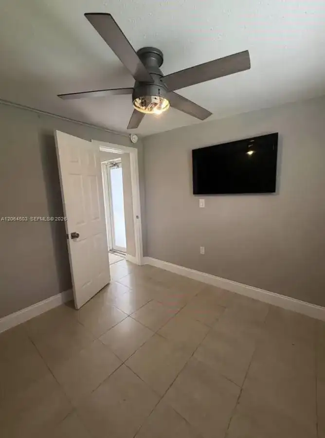 11100 NE 12th Ave # 0, Miami FL 33161 photo 4