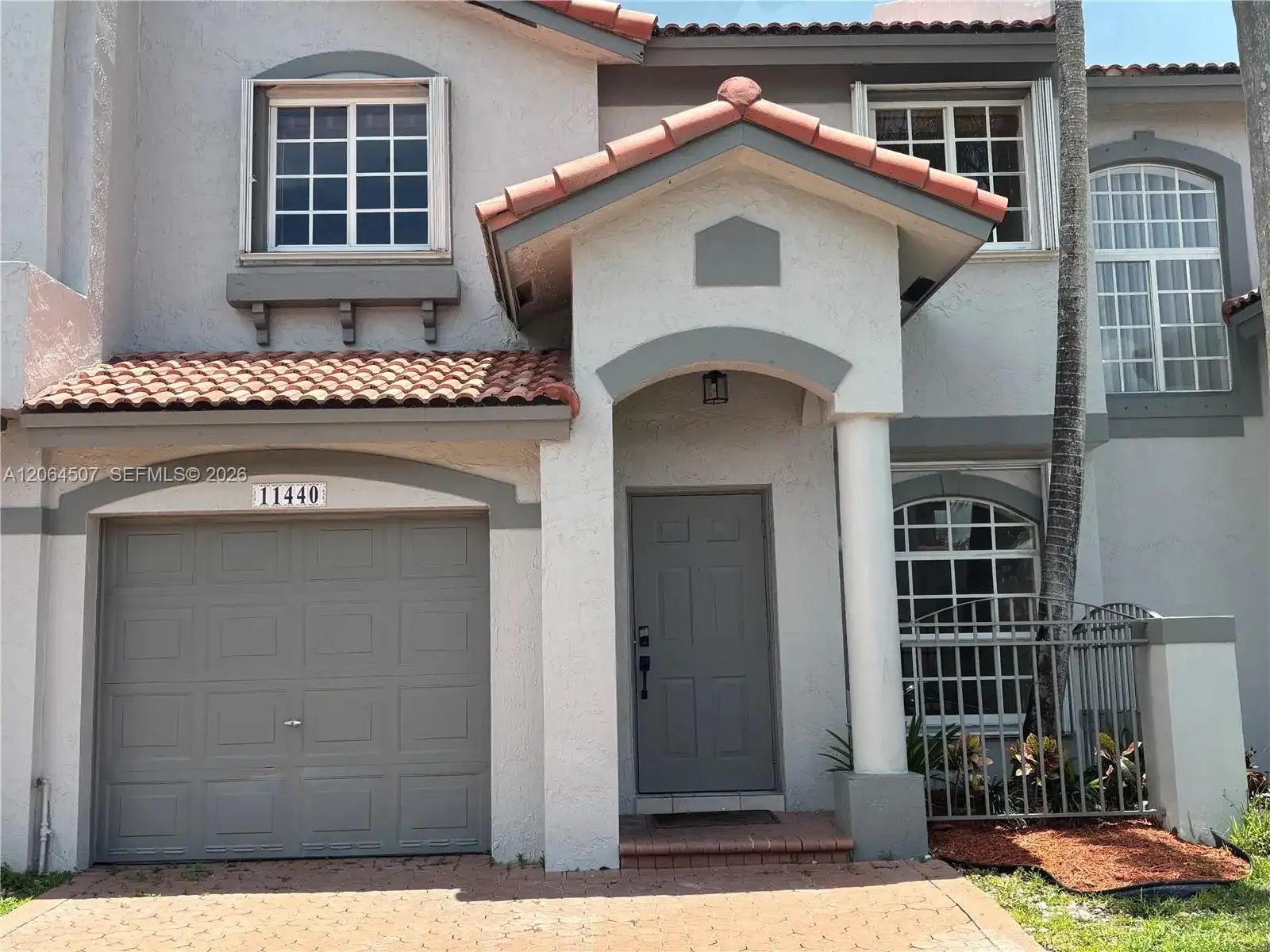 11440 NW 50th Ter, Doral FL 33178 photo 2