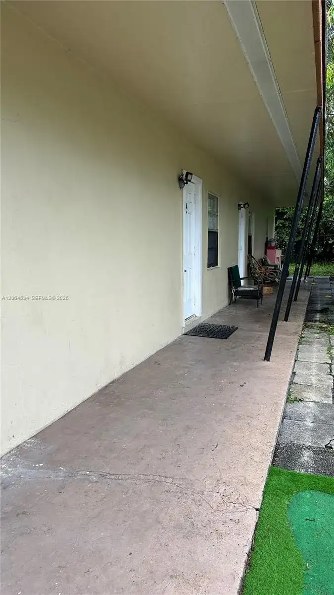 414 NW 15th Way # A, Fort Lauderdale FL 33311 photo 3