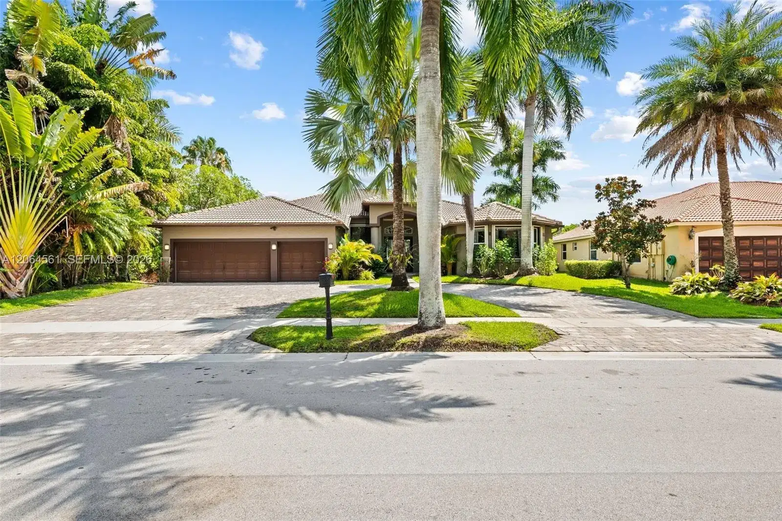 2498 Eagle Run Dr # 2498, Weston FL 33327 photo 2