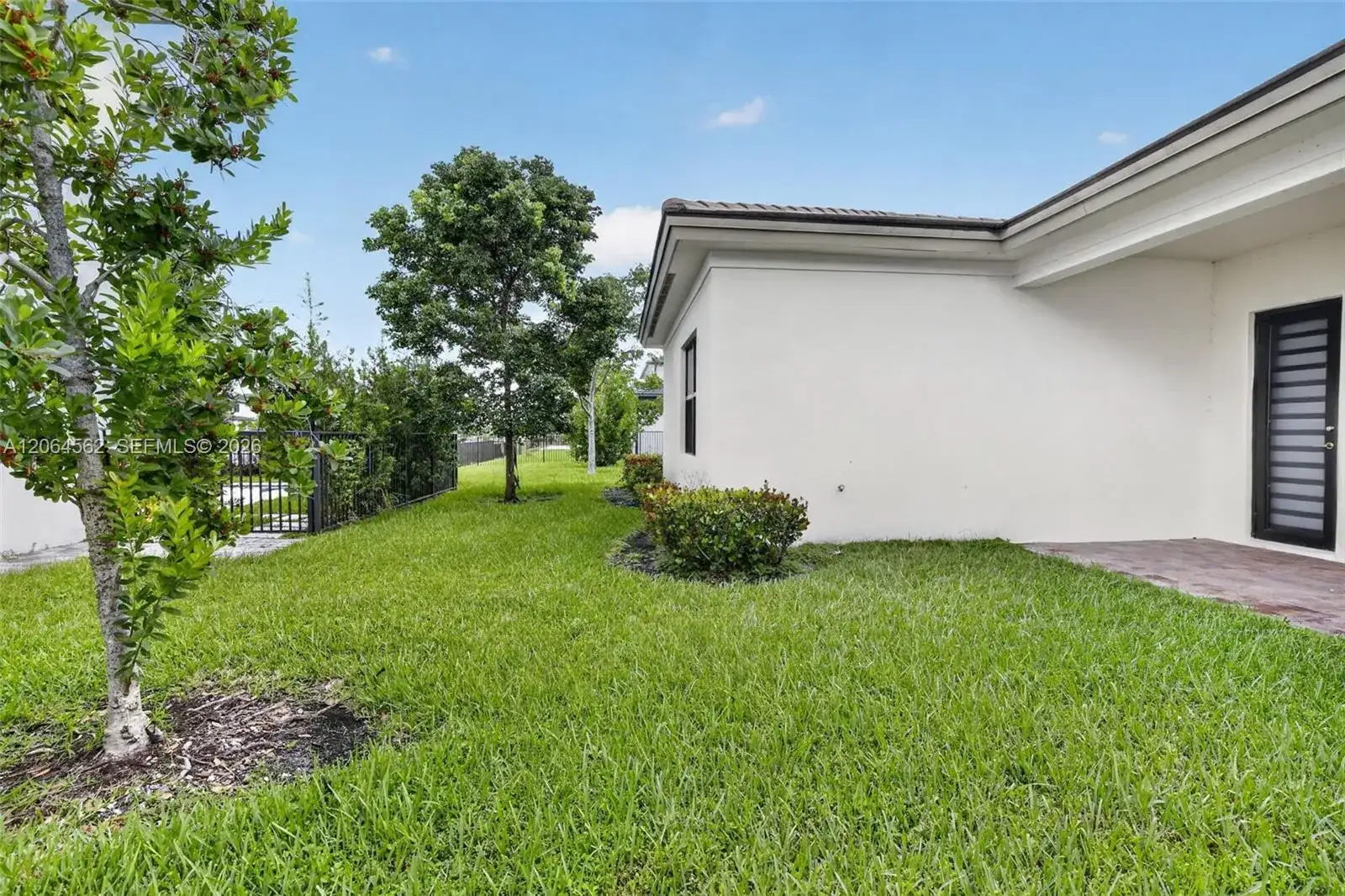 4574 SW 173rd Ave, Miramar FL 33029 photo 3