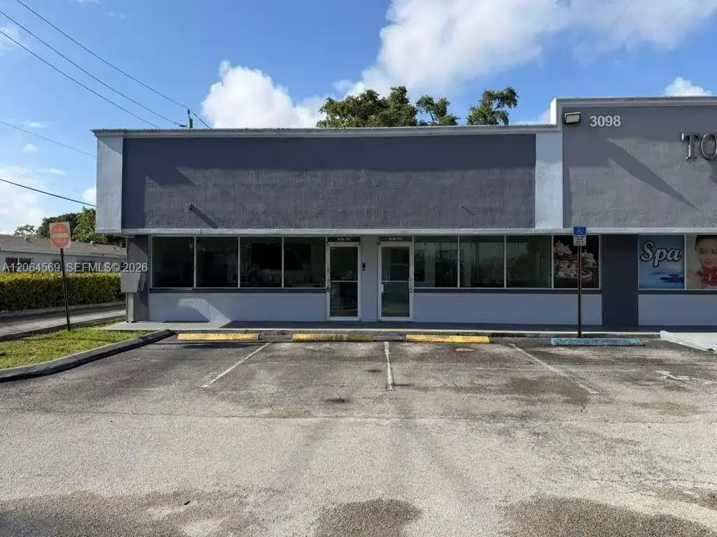 3098 Stirling Rd, Hollywood FL 33021