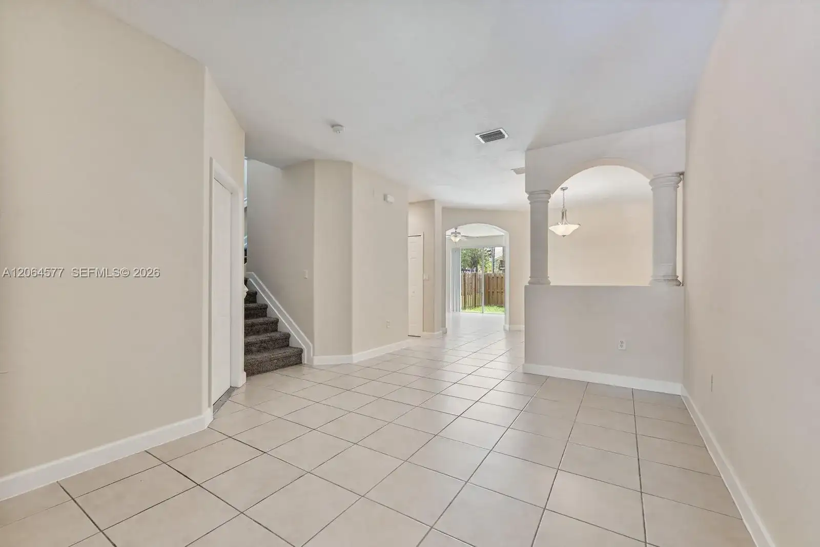 1427 SE 25th Ave, Homestead FL 33035 photo 3