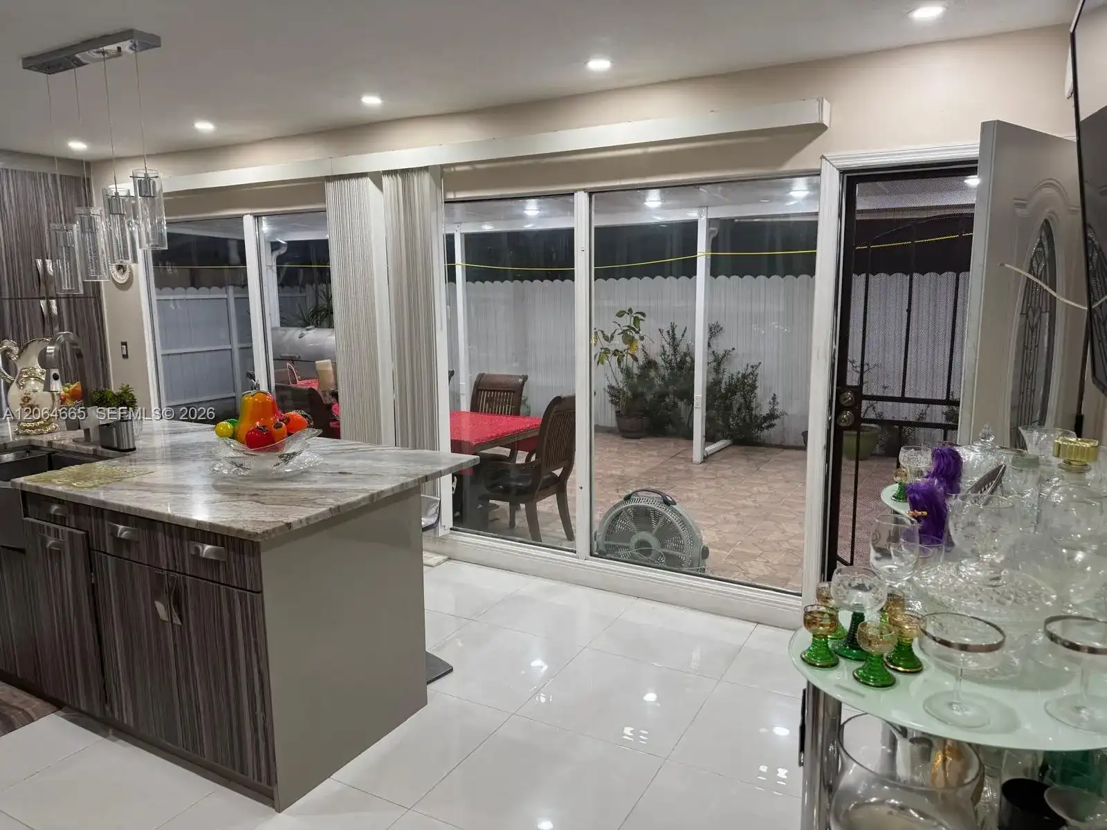2118 NW 86th St, Miami FL 33147