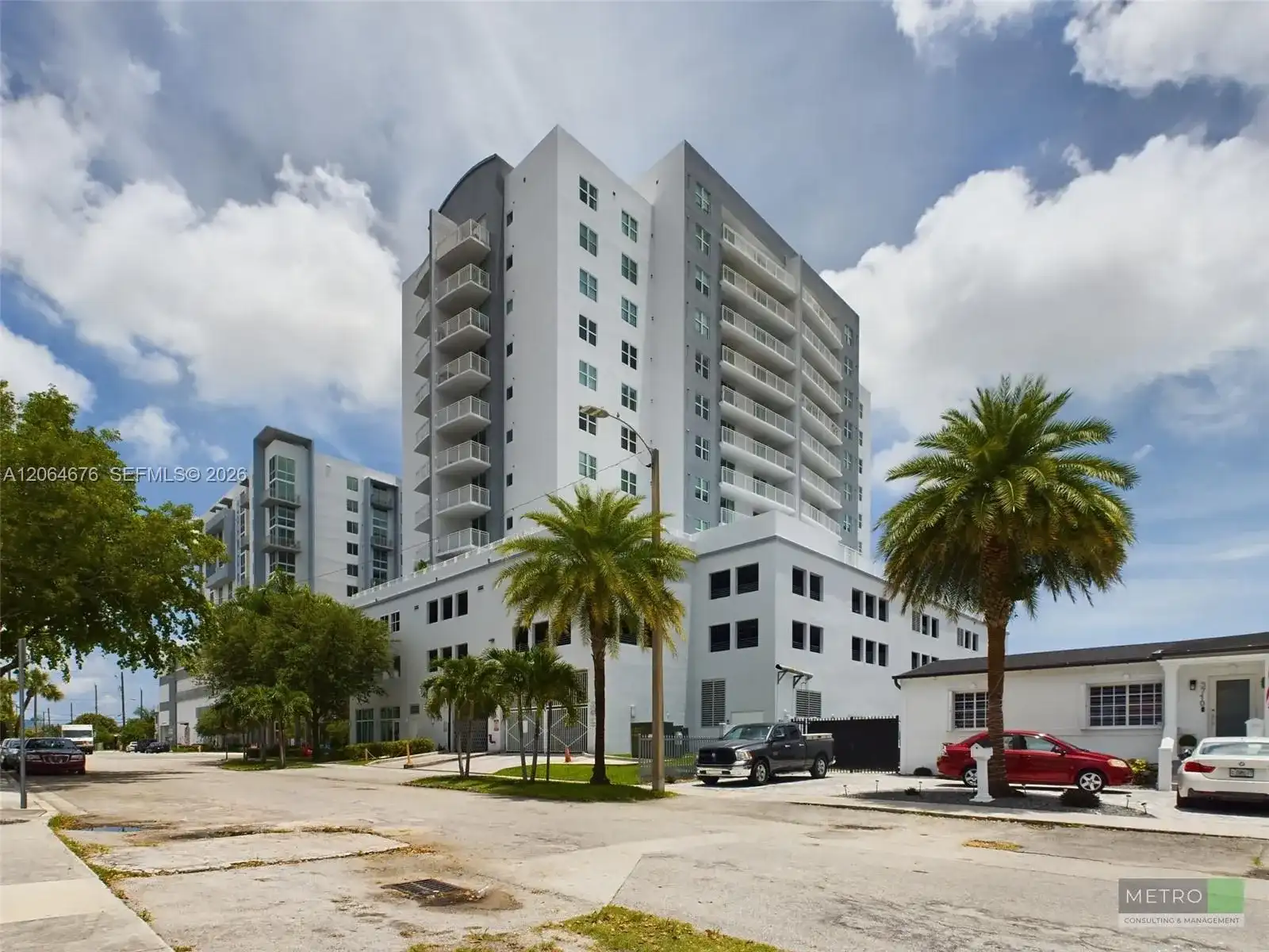 60 NW 37th Ave # 603, Miami FL 33125