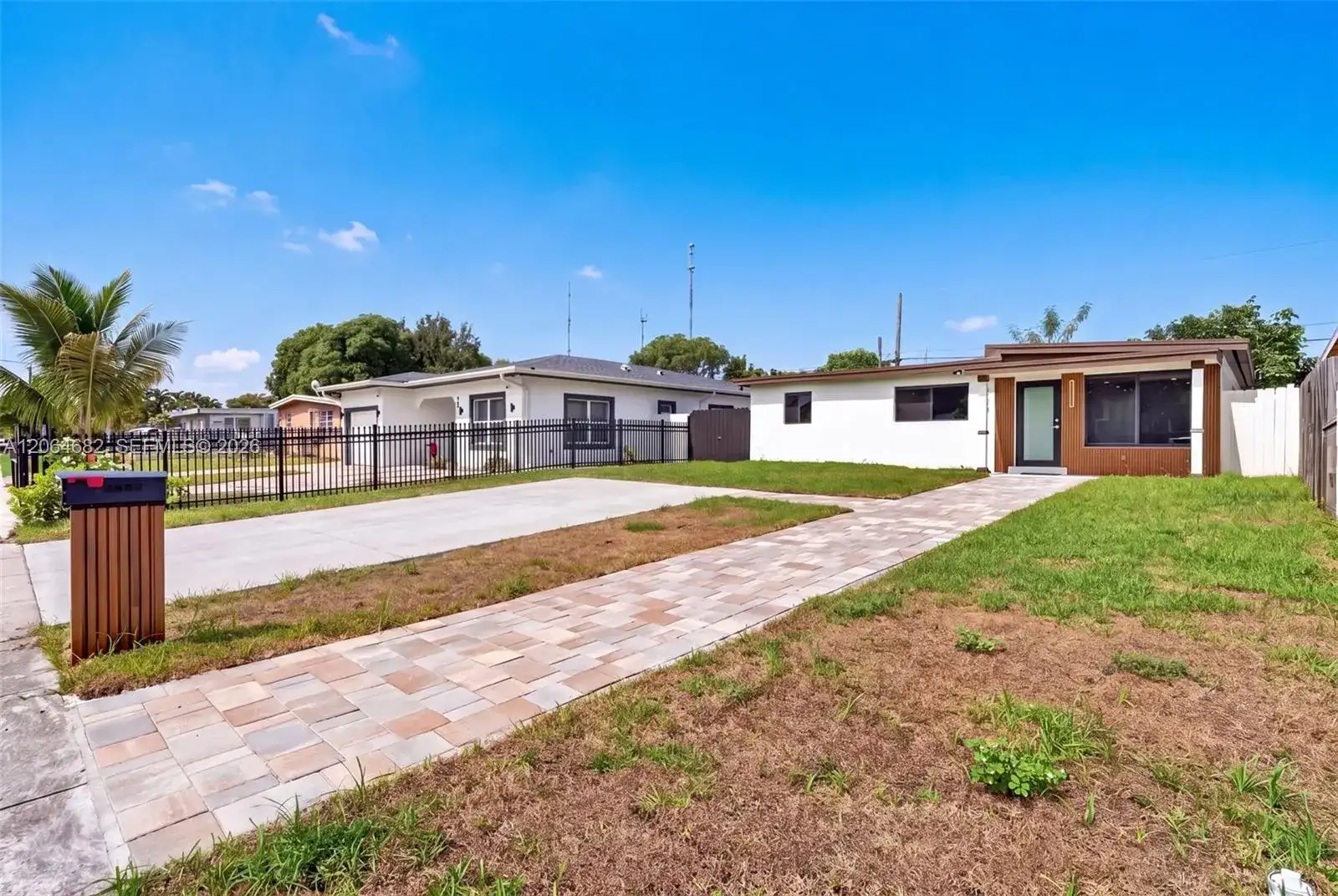 3620 SW 58th Ave, West Park FL 33023 photo 3