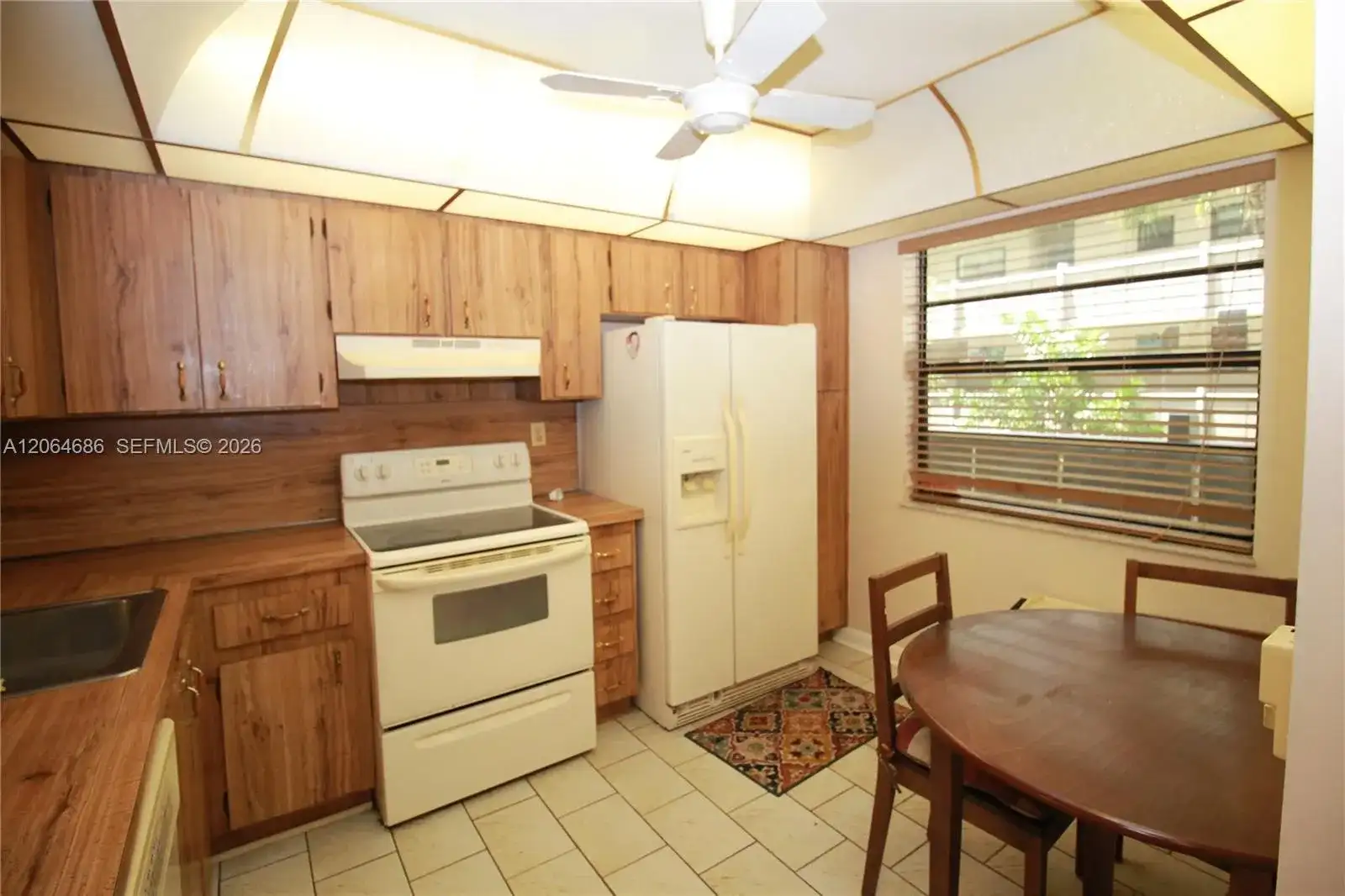 900 Colony Point Cir # 216, Pembroke Pines FL 33026 photo 4