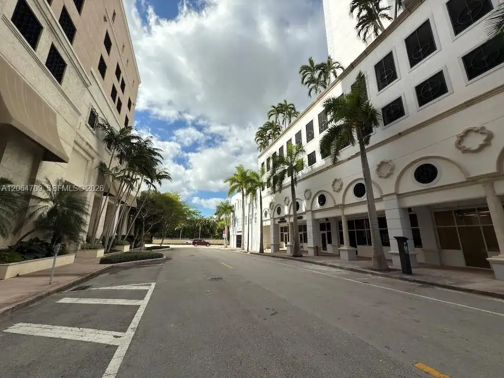 357 Almeria Ave # 103, Coral Gables FL 33134 photo 4