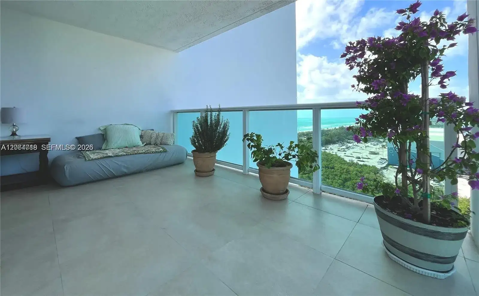 100 Bayview Dr # 1827, Sunny Isles Beach FL 33160 photo 2