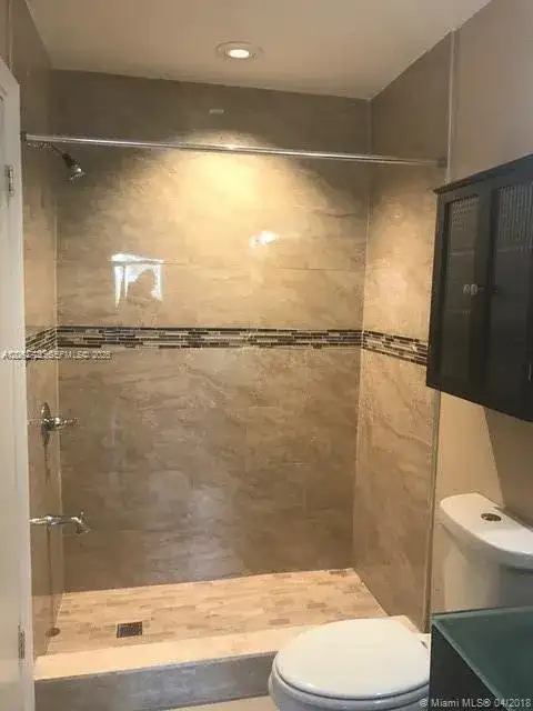 180 Royal Palm Rd # 209, Hialeah Gardens FL 33016 photo 2