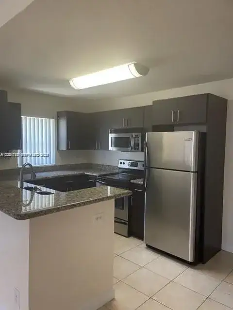 4058 NW 87th Ave # 4058, Sunrise FL 33351 photo 2