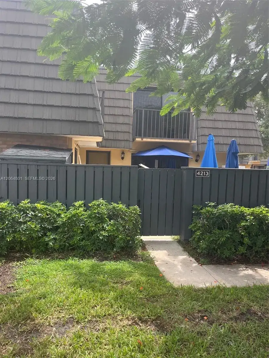 4213 42nd Way, West Palm Beach FL 33407