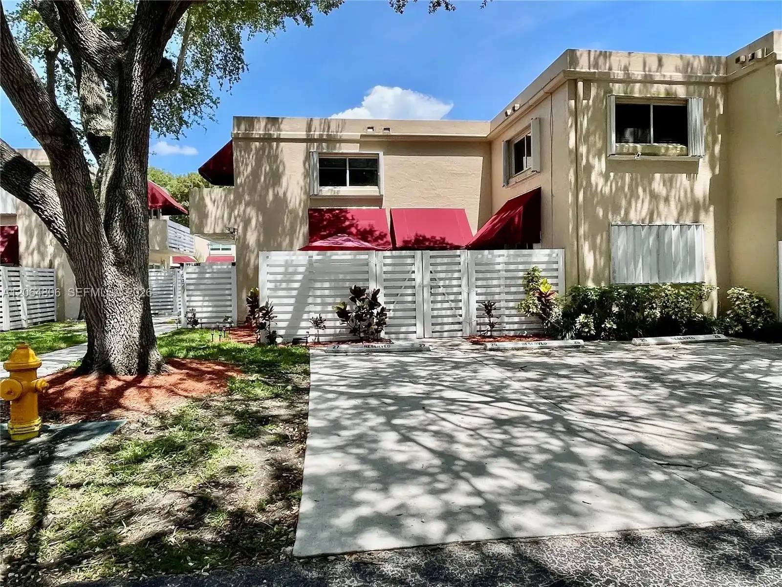 14327 SW 97th Ln, Miami FL 33186