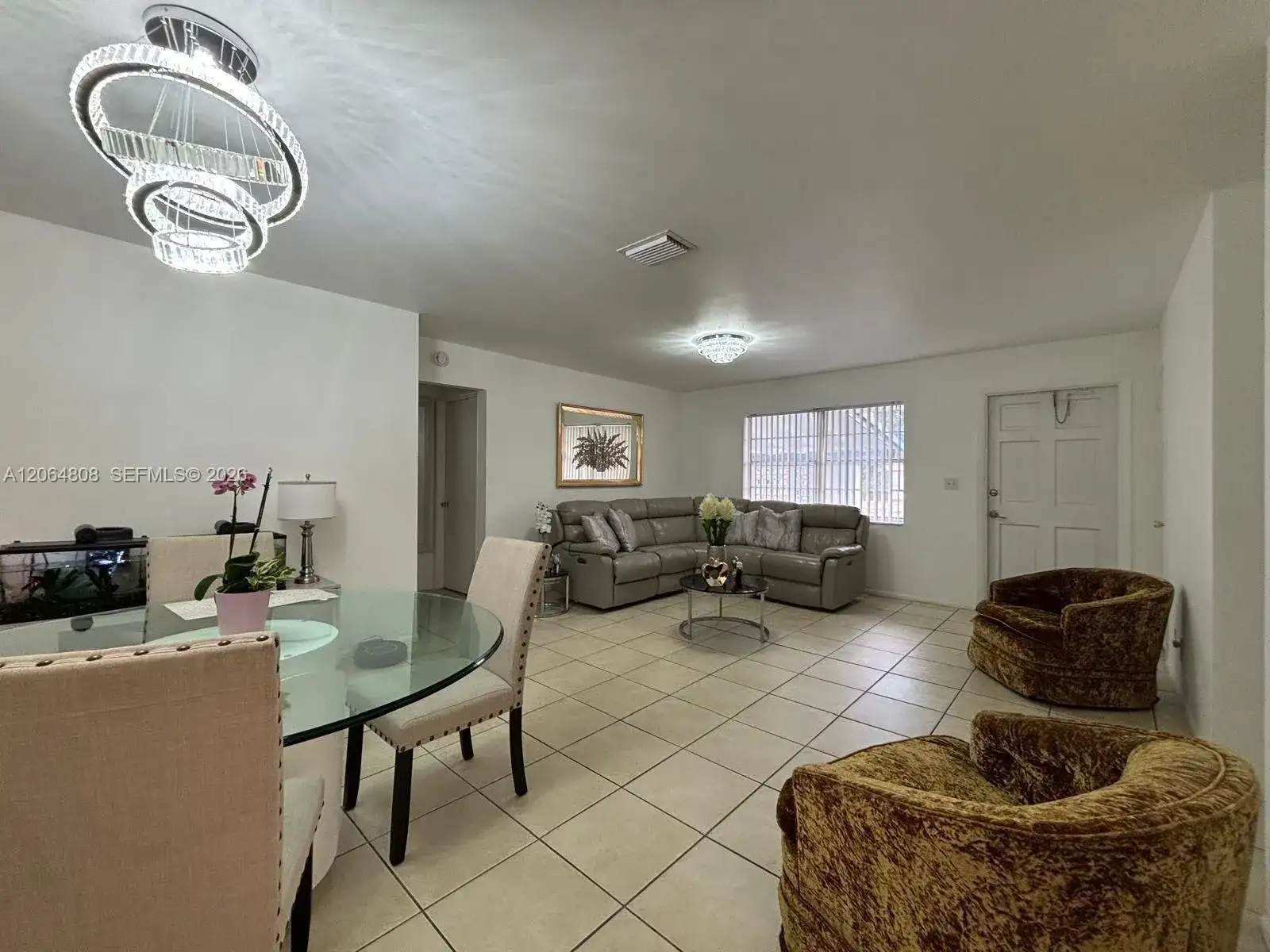 2581 NW 47th Ave, Lauderhill FL 33313 photo 4