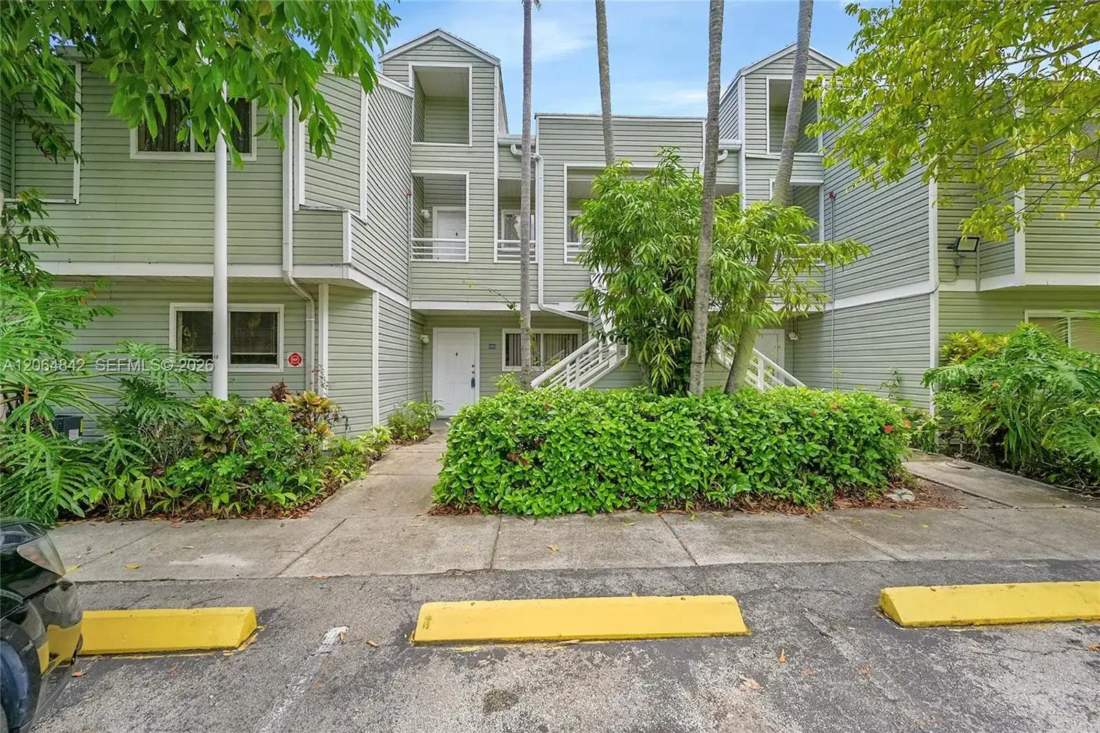 3453 NW 44th St # 107, Oakland Park FL 33309 photo 2