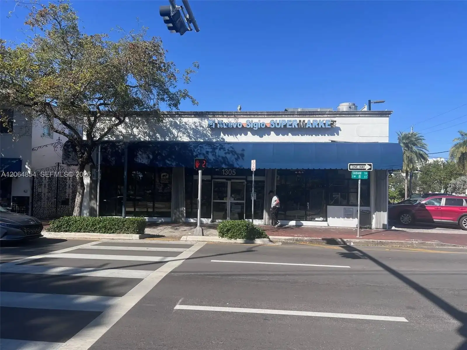 1305 SW 8th St, Miami FL 33135