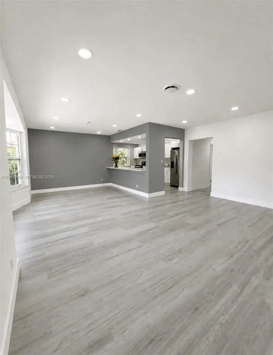 3540 NW 38th Ter, Lauderdale Lakes FL 33309 photo 3