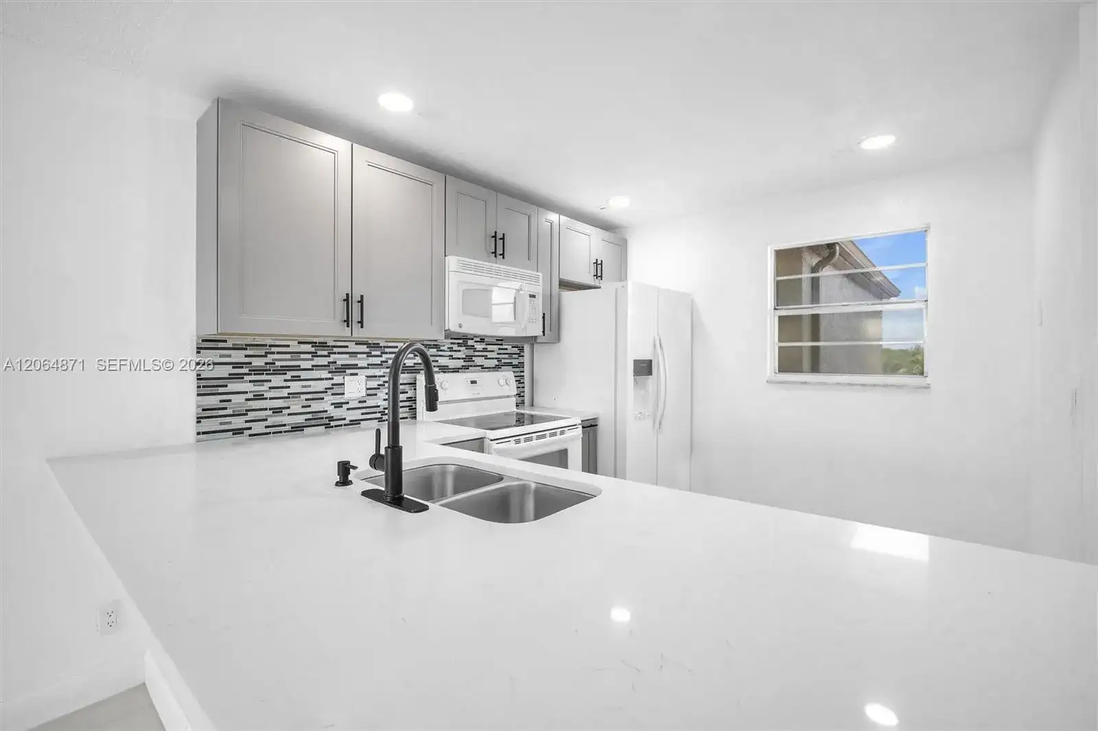 2601 NE 3rd Ct # 4110, Boynton Beach FL 33435 photo 2