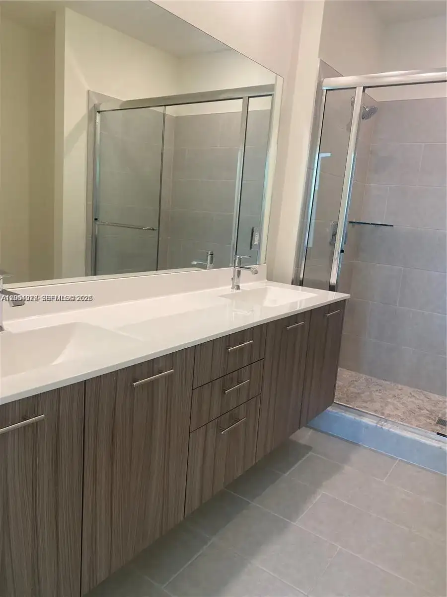 8201 NW 41st St # 202, Doral FL 33166 photo 4