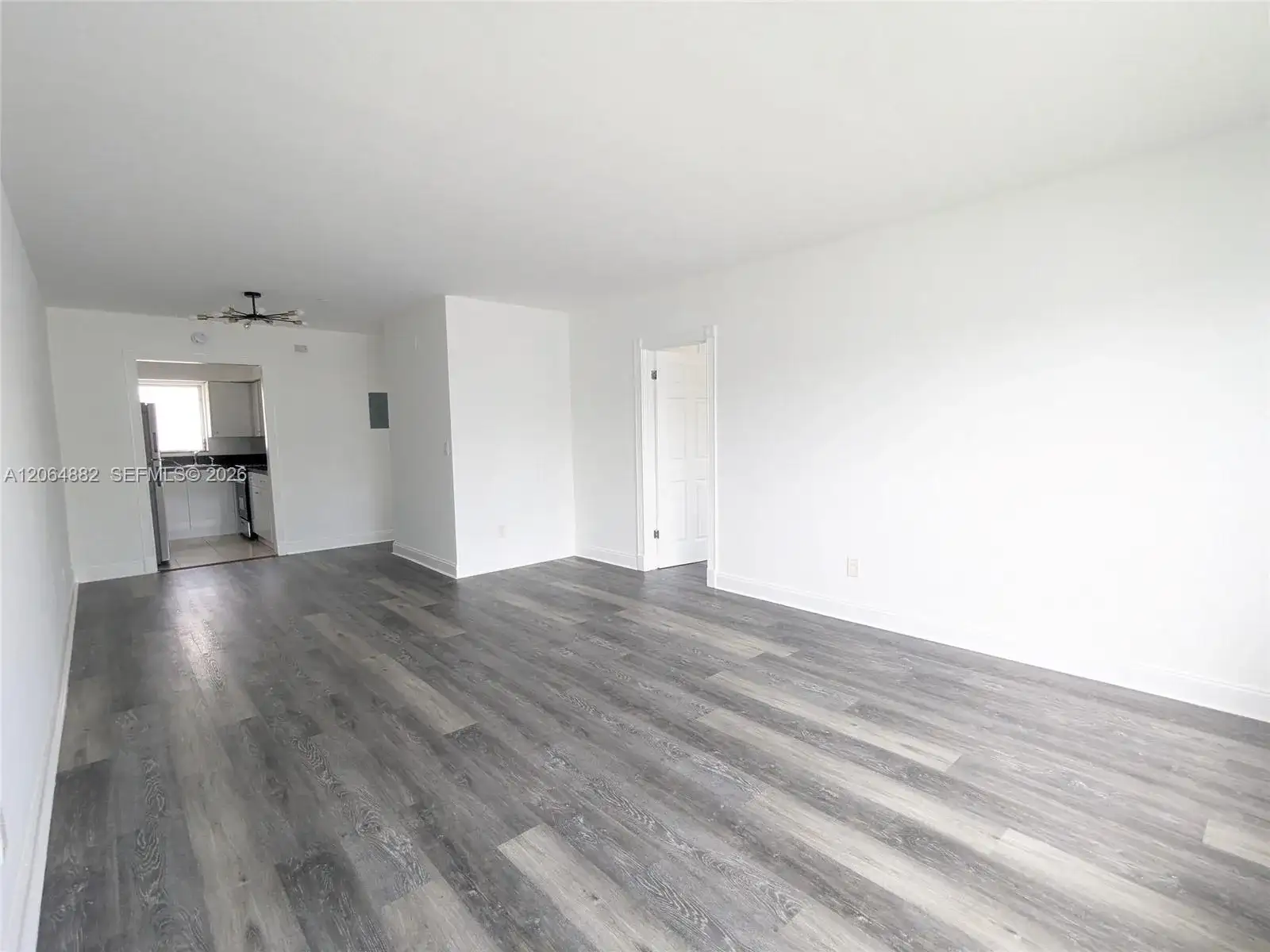 7805 Crespi Blvd # 4, Miami Beach FL 33141 photo 3