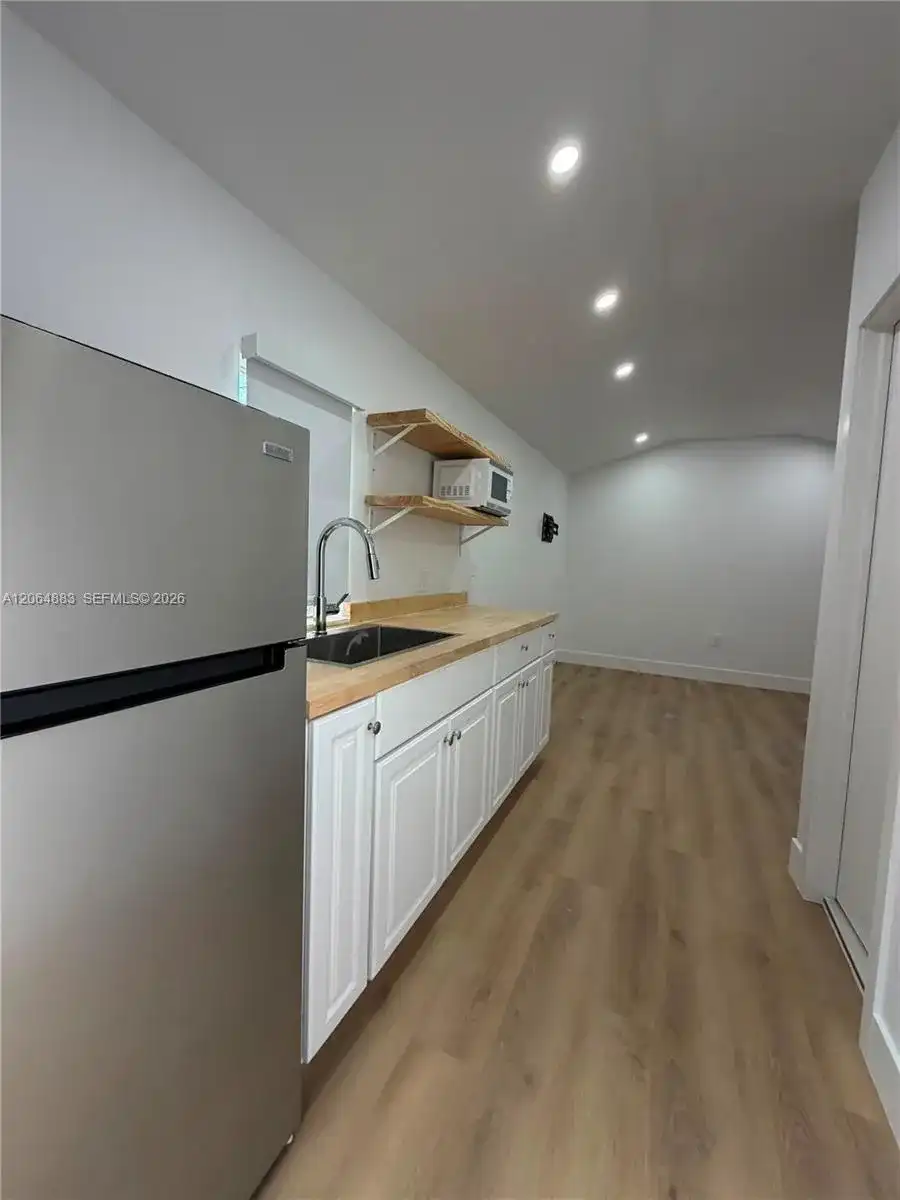 1400 SW 29th Ave # 2, Miami FL 33145