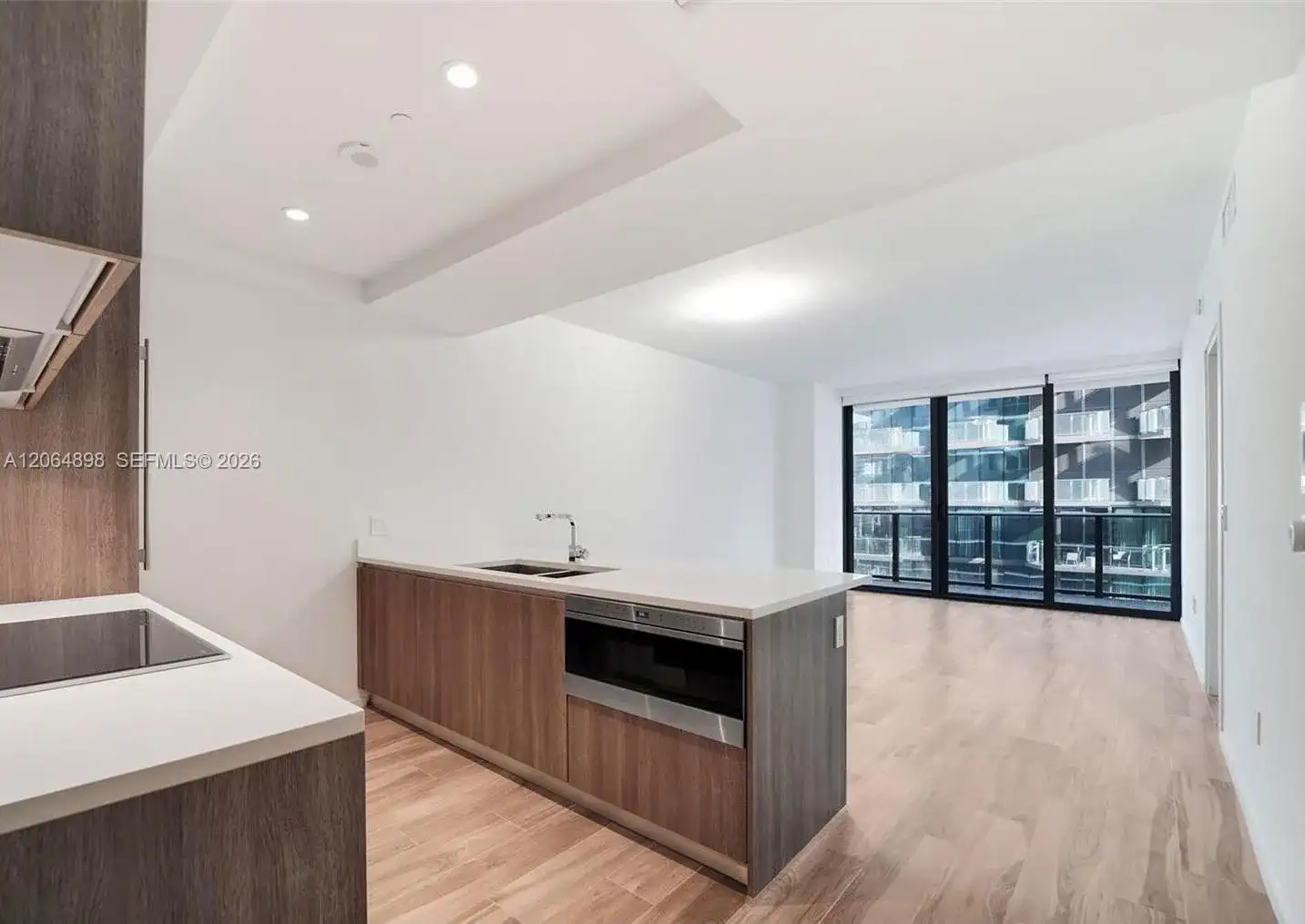801 S Miami Ave # 1807, Miami FL 33130 photo 2