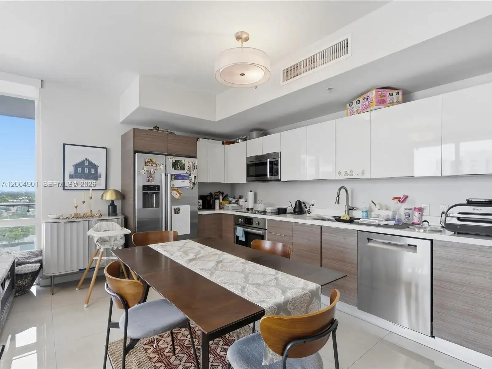 1010 SW 2nd Ave # 1009, Miami FL 33130 photo 4