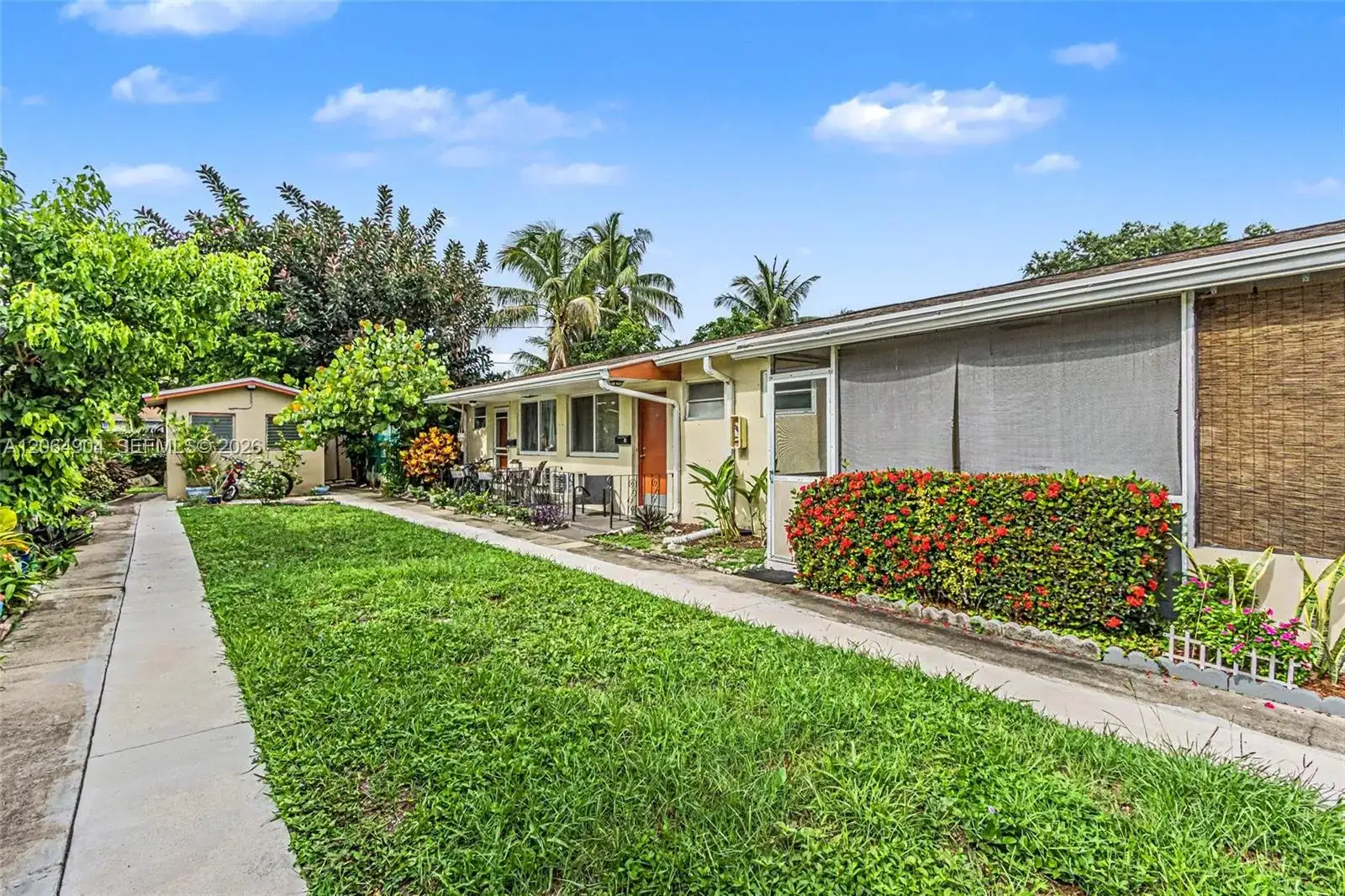 2516 Hayes St # 10, Hollywood FL 33020 photo 2