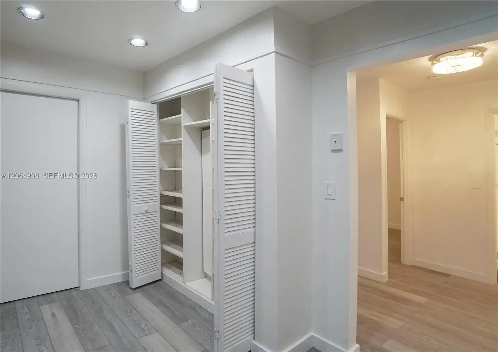 3823 Estepona Ave, Doral FL 33178 photo 5