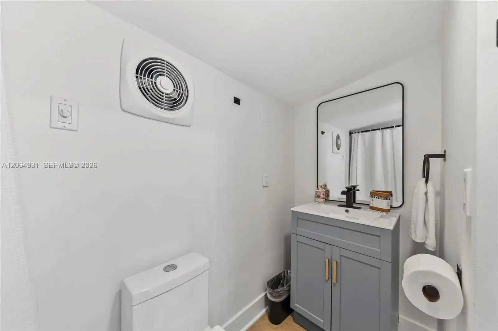 2946 SW 26th St # 2, Miami FL 33133 photo 3